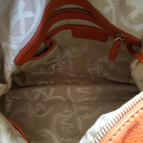 ORANGE/REDDISH AUTHENTIC MICHAEL KORS PURSE $79 - Picture 3 of 7